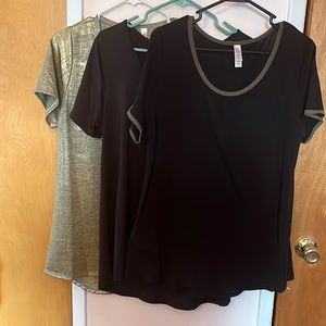 3 Lularoe classic tops